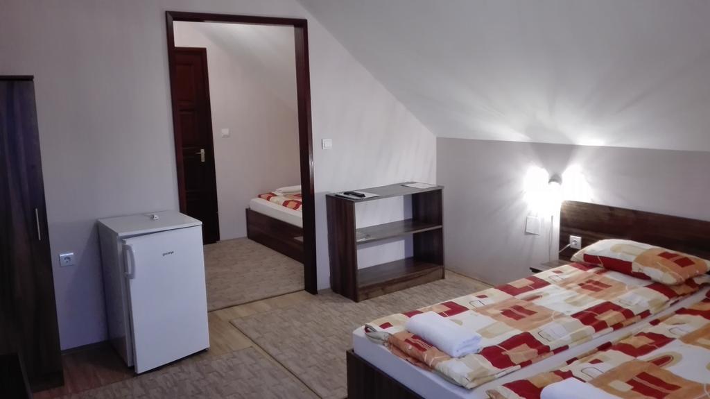 Csipkeház Apartman Cserkeszőlő Exterior foto